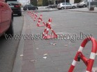 Белсвиссбанк. Парковочные барьеры, окрашенные в корпоративные цвета